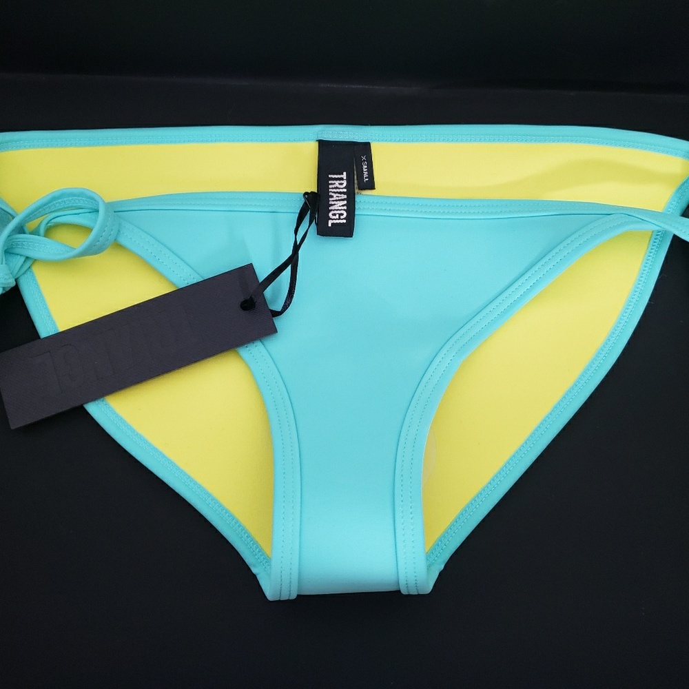 NWT Triangl bikini botton